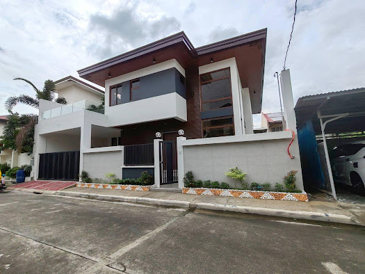 Contemporary Modern Home For Sale East Cedar Residence Greenwoods Executive Village